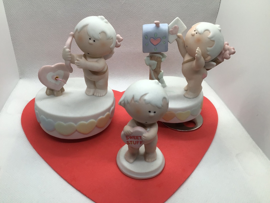 Porcelain Valentine Figurines George Goode Set If 3 2 Musical Whimsical ...
