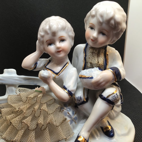 VanVier Beeldjes Porcelain Courting Couple, with Dresden Lace on Skirt and Shirt, Collectible, Home Decor, Figurines