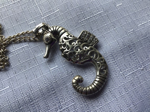 Seahorse crystal necklace - image 6