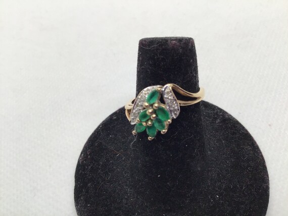 Emerald and Diamond Ring 10 K Yellow Gold Size 6 … - image 5