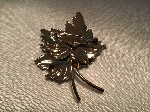 VTG Coro Pin, Double Leaves, Enameled Brown Color… - image 7
