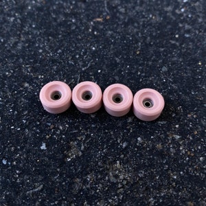 Fingerboard Wheels - Freestyle Aperture Wheels - f/9 Bowl Shapes - Flamingo