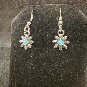 Turquoise Flower Dangle Earrings