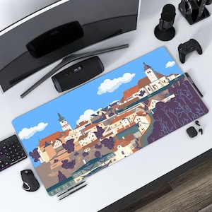 Mittelalterliches Dorf auf dem Hügel, großes Mauspad, italienischer Europa-Kleinstadtturm, blaue Schreibtischmatte, Home-Office-Computer-Tastaturpad, Geschenk für Freunde