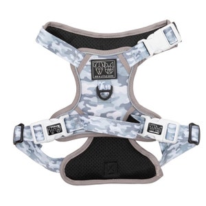 Big and Little Dogs - Adjustable Harness, Leash & Poop Bag - Grey Camo