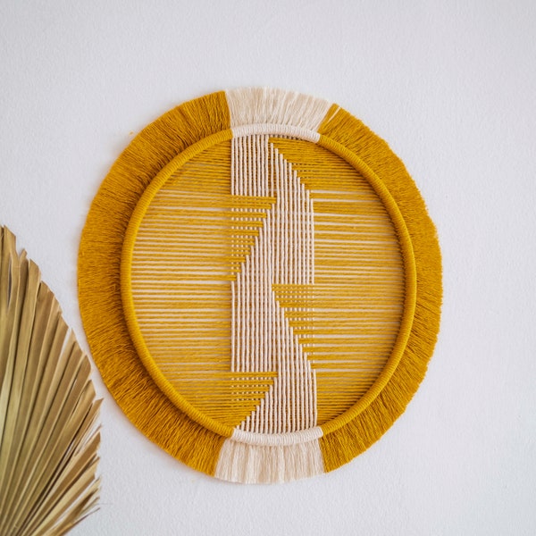Tapiz de pared moderno de macramé, decoración tejida para el hogar, decoración circular, arte de fibra circular, pieza de pared redonda, decoración textil geométrica, arte de cuerda