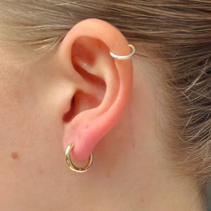 Créoles fines en or 18 ct - 100 % imperméables et résistantes à l'usure - disponibles en 3 tailles - parfaites pour offrir image 8