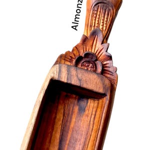 Hand-Carved Teak Wood Coffee Scoop: Flower Handle Kitchen Tool
