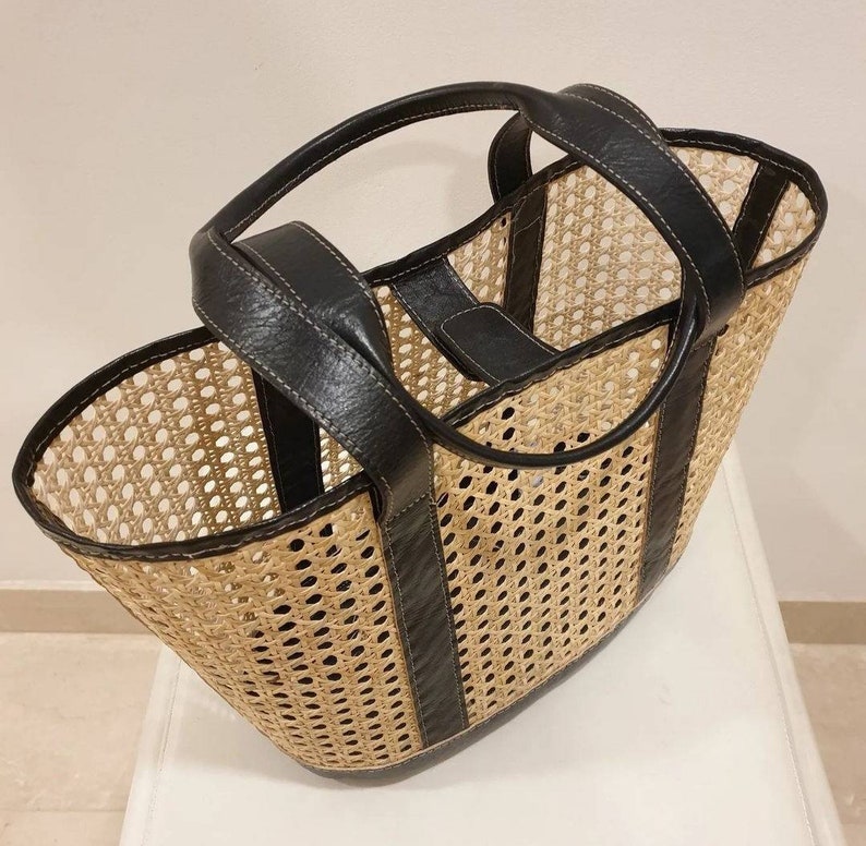 Handgefertigte Tasche aus Rattangeflecht und Leder Shopper aus Rattan Gurtbandtasche Rattantasche Bild 2