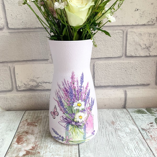 Lilac Vase, Vases for flowers, Glass vase 20cm, Pretty vase, Floral vase centrepiece, Vase gift, Mum vase, Painted vase, Butterfly vase,