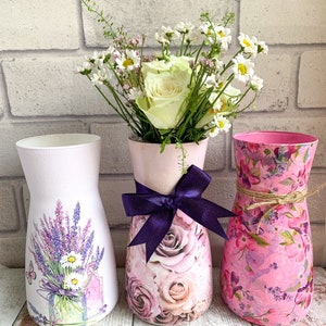 Lilac Vase, Vases for flowers, Glass vase 20cm, Pretty vase, Floral vase centrepiece, Vase gift, Mum vase, Painted vase, Butterfly vase, image 5
