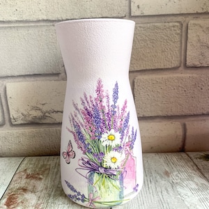 Lilac Vase, Vases for flowers, Glass vase 20cm, Pretty vase, Floral vase centrepiece, Vase gift, Mum vase, Painted vase, Butterfly vase, image 2