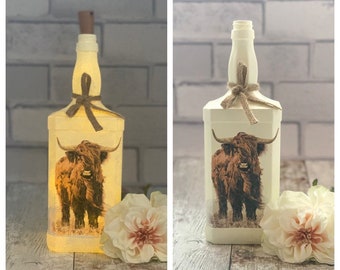 Highland cow lamp, Cow gifts for women, Highland cow home decor, Country farmhouse decor, decoupage bottles, Painted bottle lights, Gift