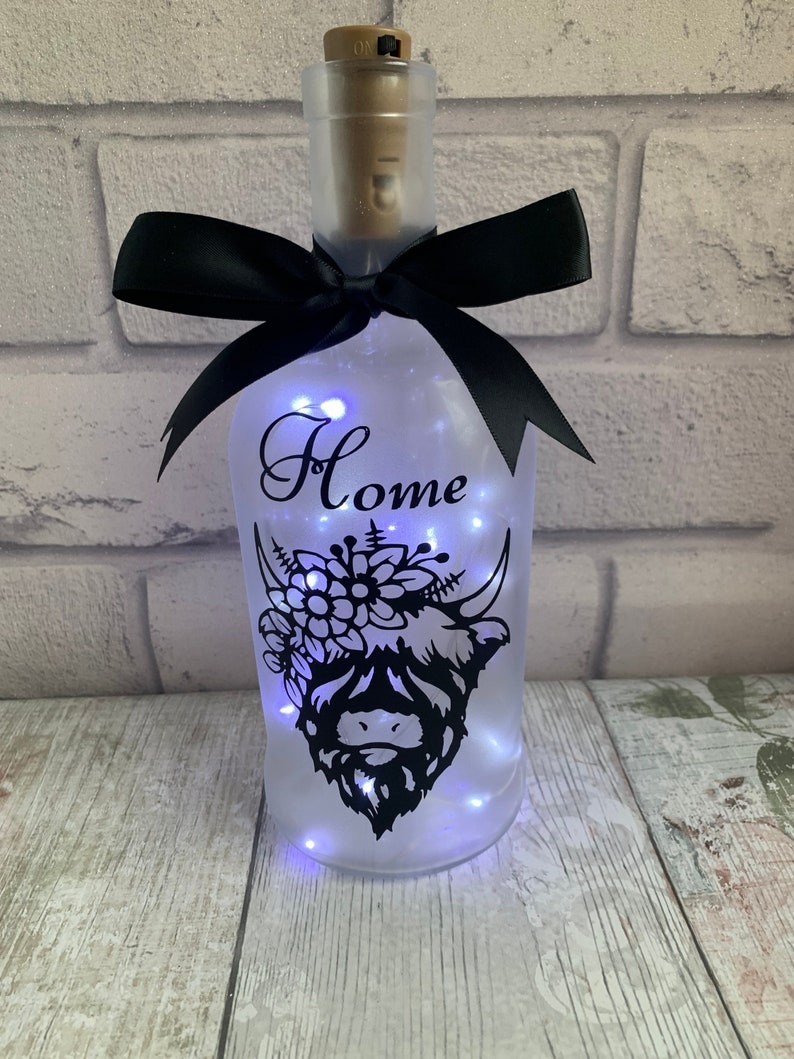 Highland cow light, Personalised light up bottle, Highland cow home decor, Highland cow gifts for women, Farmhouse table lamp, Highland coo image 6