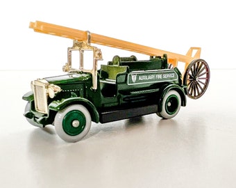 Days Gone Fire Engine -1934 Dennis Fire Engine - AUXILIARY FIRE SERVICE - Made in England