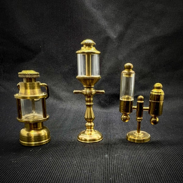 Dollhouse Brass Lamp - Antique oil Lamp- miniature brass lantern- Post lamp- dollhouse ornaments furniture -collectible miniature