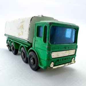 Matchbox Lesney Truck - Leyland Petrol Tanker - Vintage Diecast Toys 1968