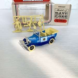 Days Gone Lledo Police 055 Car - Made In England