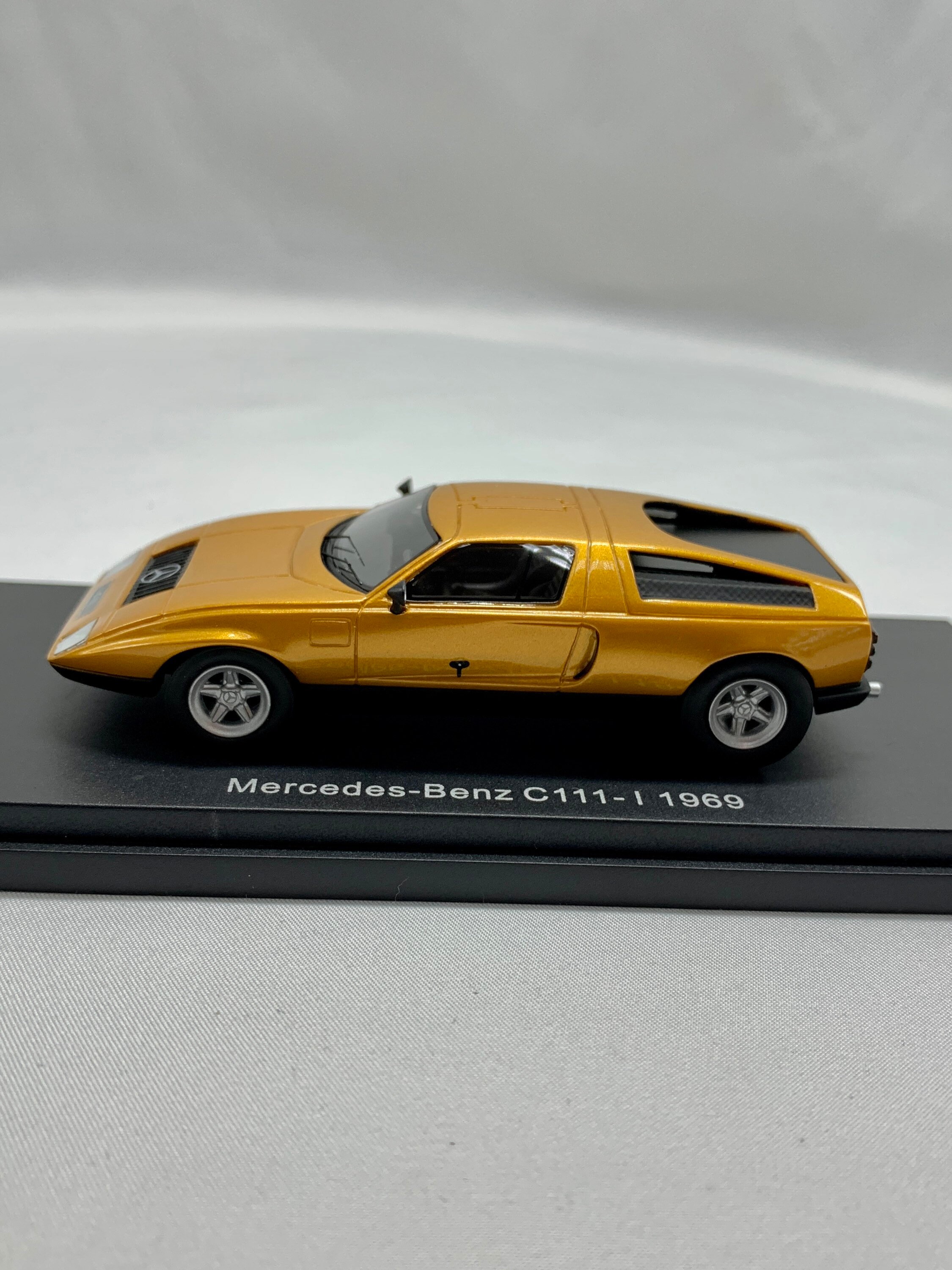 Amazon | 1/43 メルセデス ベンツ C111/Ⅱ オレンジメタ 1970