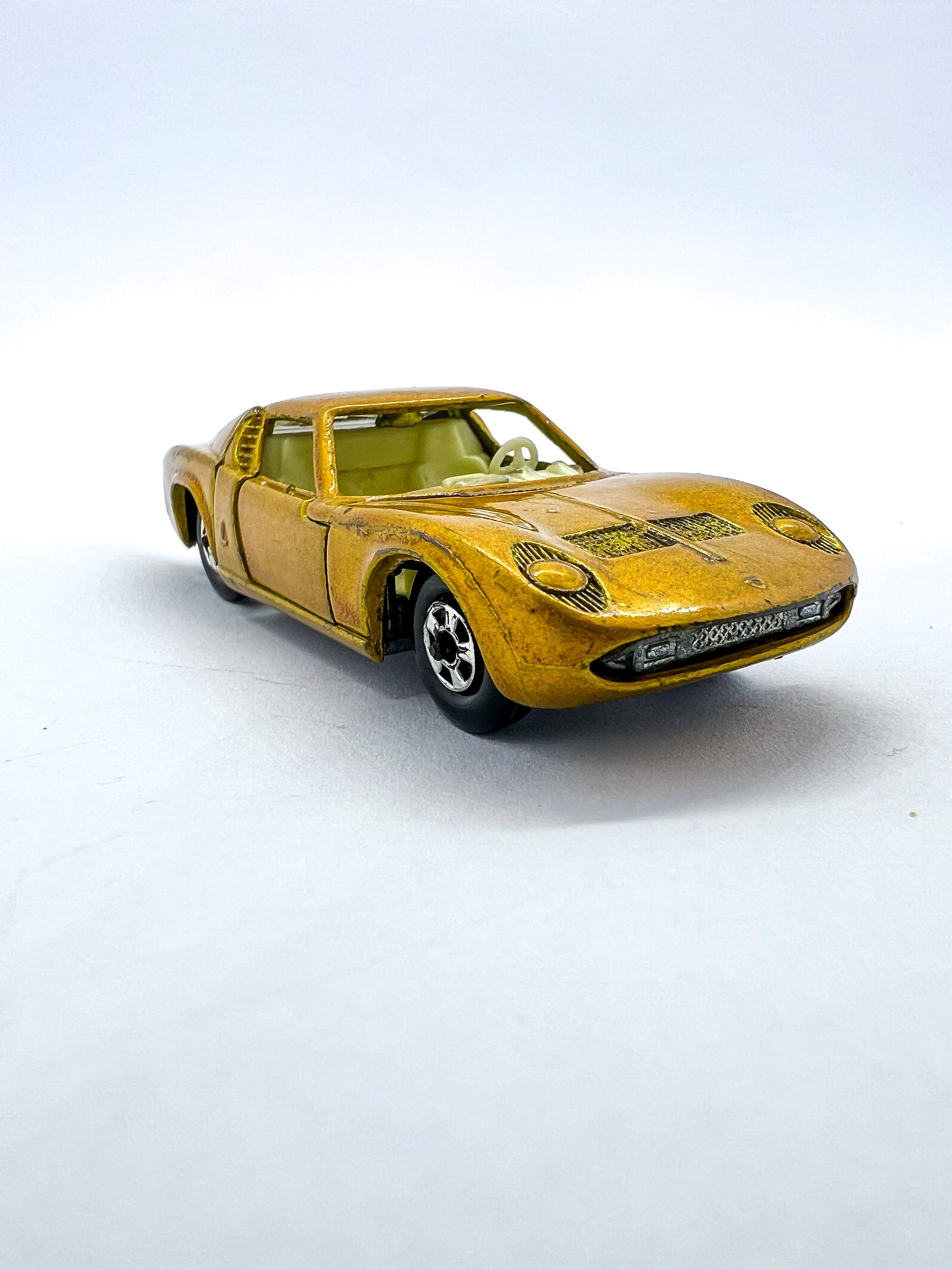 LAMBORGHINI MIURA Matchbox Lesney Superfast 33 - Vintage Toys