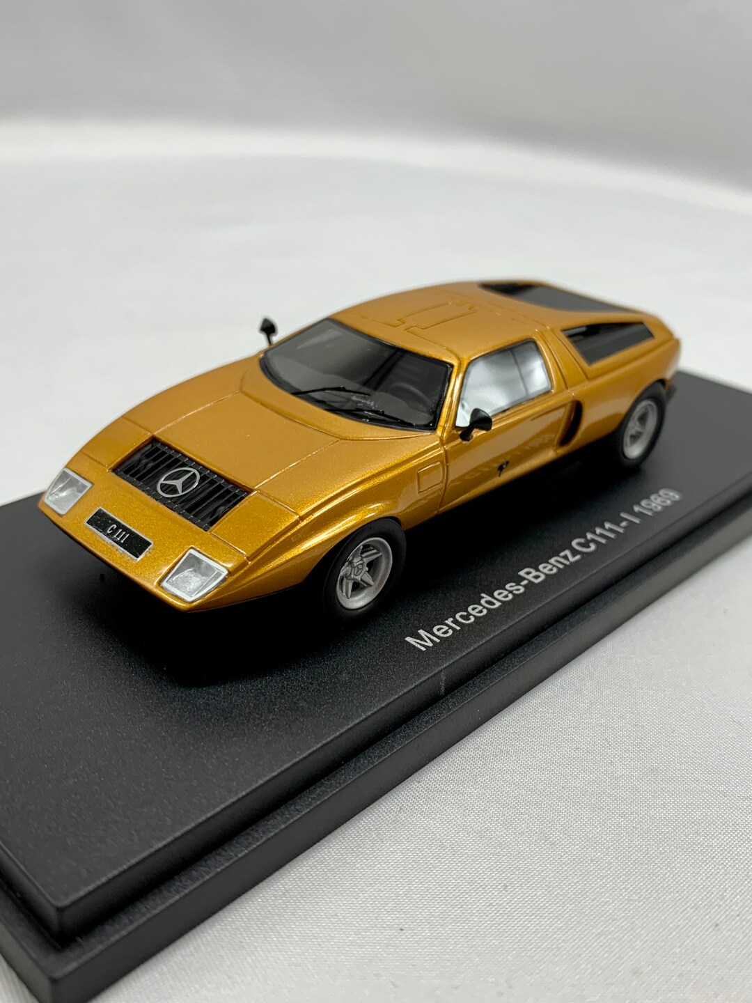 ミニカー solido mercedes c111 geneve madeinfrance Mercedes Benz C111 1:43 Scale Resin Model Car in Orange by