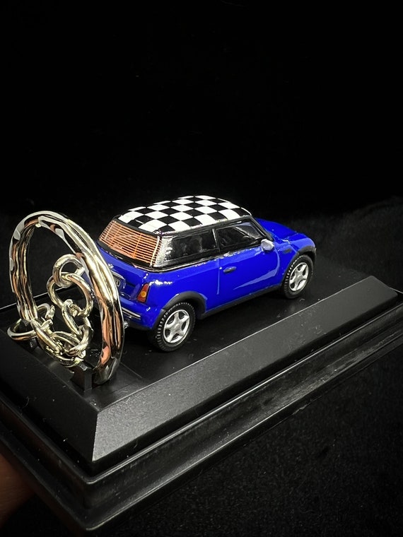 Mini Cooper,checkered flag  Car key ring- key hol… - image 8
