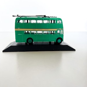 Great British Buses - Atlas series Teesside Sunbeam Roe Trolleybus Double Decker Bus - 1:76 Scale - Collectable Diecast Model