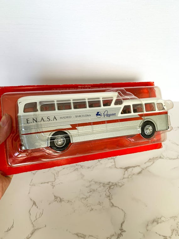 Amazon.co.jp: Overseas Hachette AUTO BUS 1/43 E.N.A.S.A