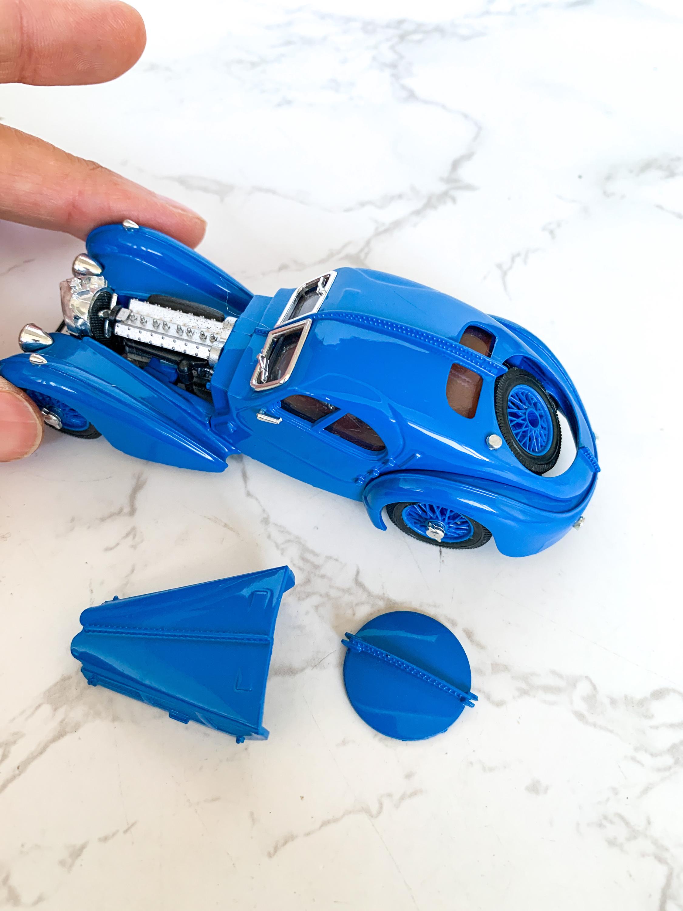 Vintage RIO Bugatti T57 SC Atlantic Coupé Diecast Model Car 1:43