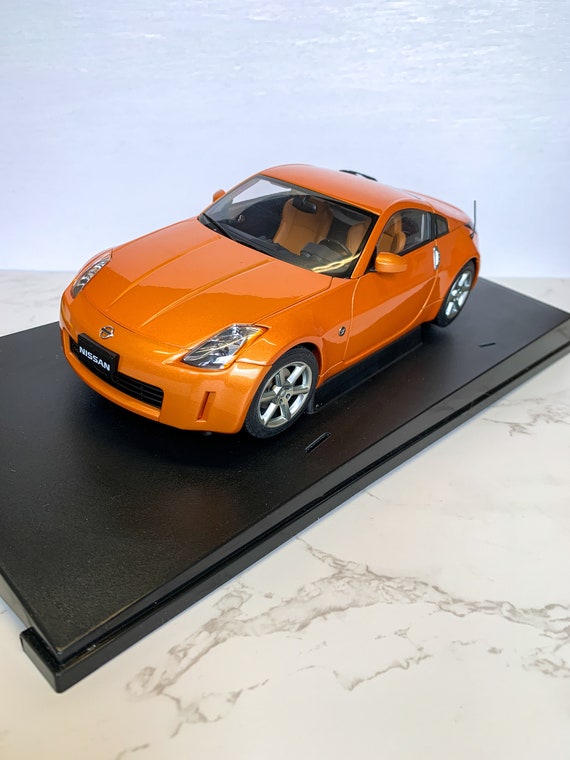 NISSAN 350Z AUTOART Sunset 1/18 ORANGE FAIRLADY Z NEW | eBay