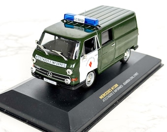 GC2125 MINICHAMPS / Mercedes Benz Citan Fourgon (W415) 2013 Rouge 1/43 EUR 34,90 - FR