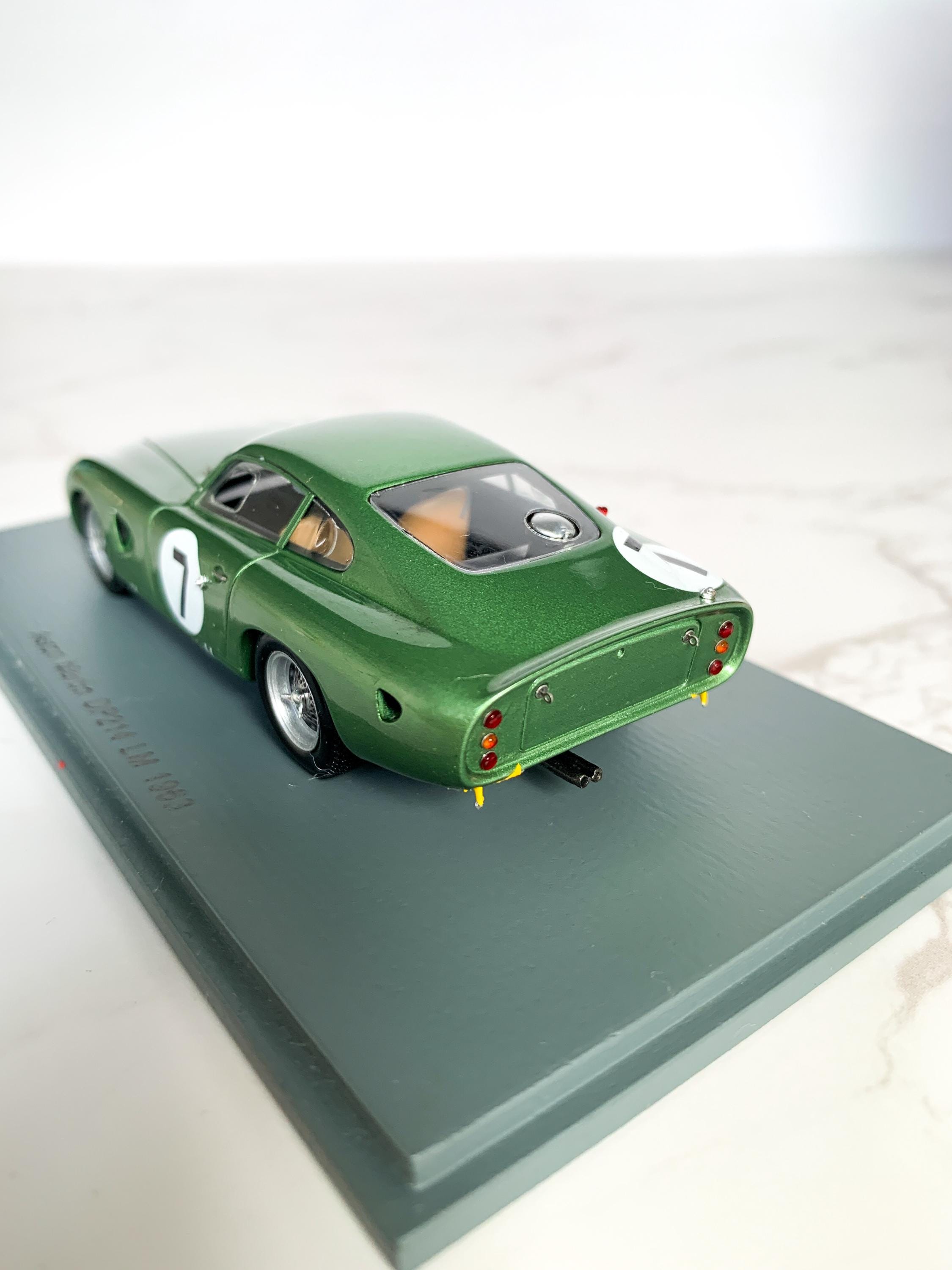 スパークテクノ アストンマーティン DP214 ル・マン 1963 モデルカー