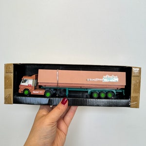 KENTOYS MERCEDES 1850 EUROCAB Western Farm Trailer - Vintage Lorry Toy - Truck Series- Halsall Teamsters Camionnette - 1:72