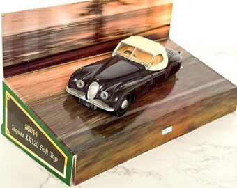 Corgi Classic Jaguar XK120 Soft Top – 1:43 Diecast Model Car (96044)