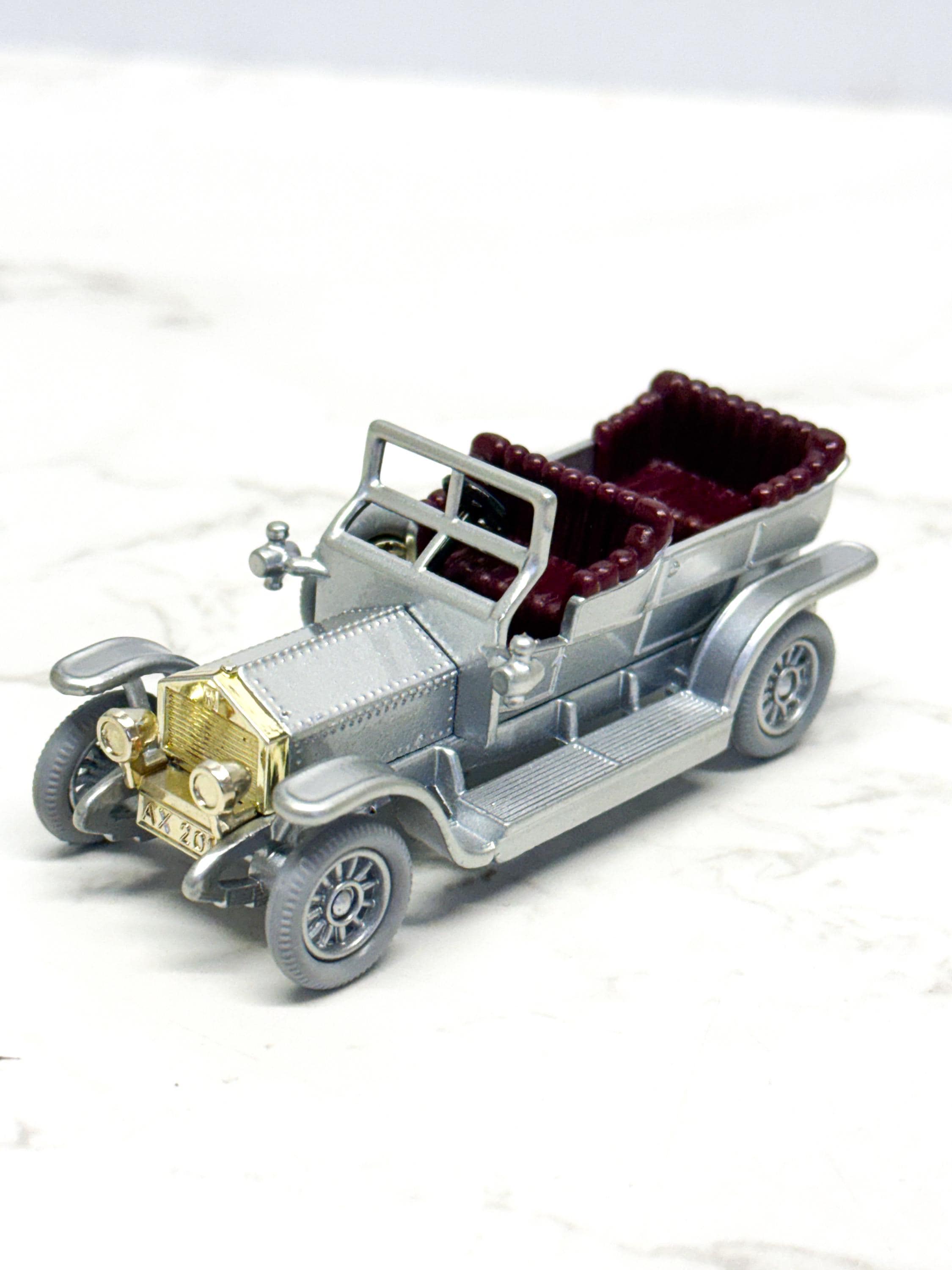 Fiche technique Rolls-Royce 40/50 HP Silver Ghost Barker Roi des Belges