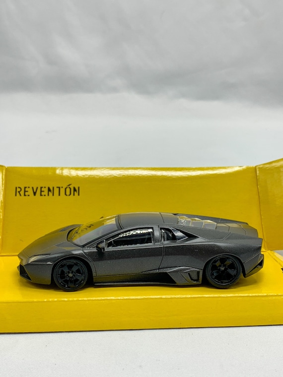 鉄道模型 Lamborghini Reventon Lamborghini Raventon 1/43 Mondo Motors - Etsy