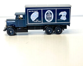 LLEDO Days Gone - Vintage Lledo Models Of Days Gone 1937 Scammell 6 Wheel Fox’s Glacier Mint Truck Lorry