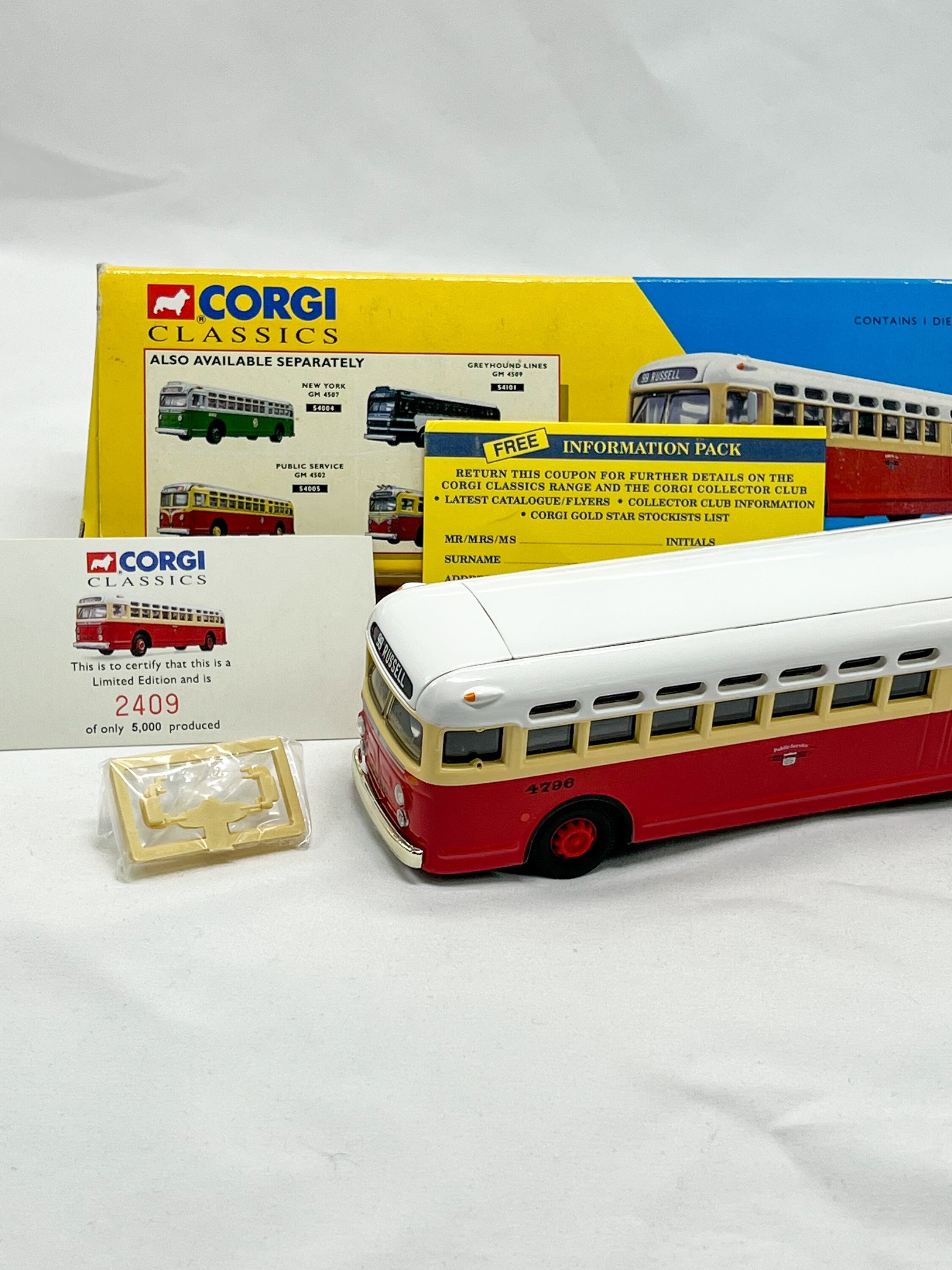 Corgi Classics Public Service Bus GM 45003 - Limited Edition