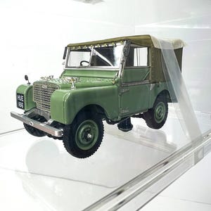 Extremely Rare Century Dragon 1:43 1948 Land Rover Series 1 ‘HUE’ Model Car – Limited Edition Diecast Collectible
