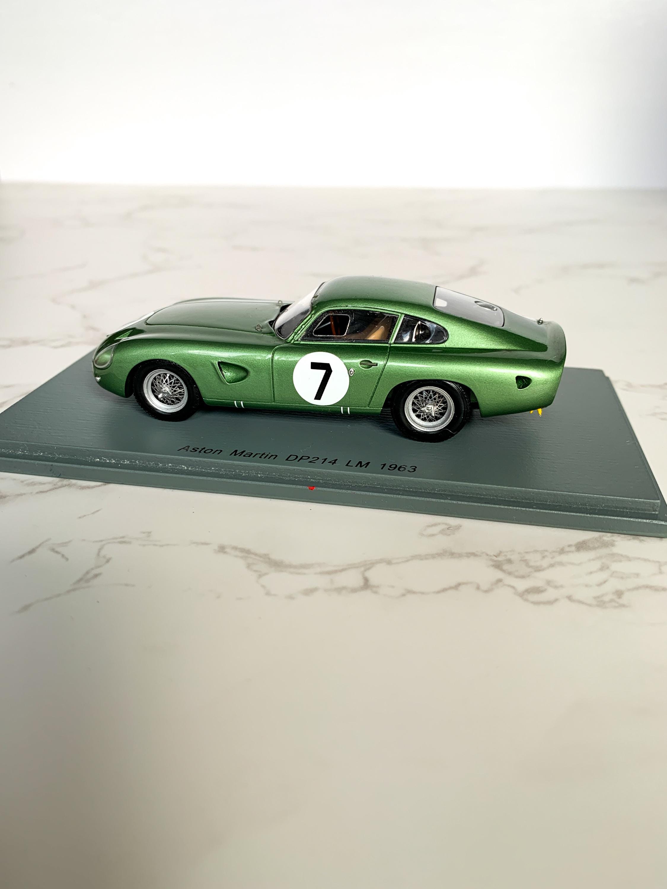 スパークテクノ アストンマーティン DP214 ル・マン 1963 モデルカー