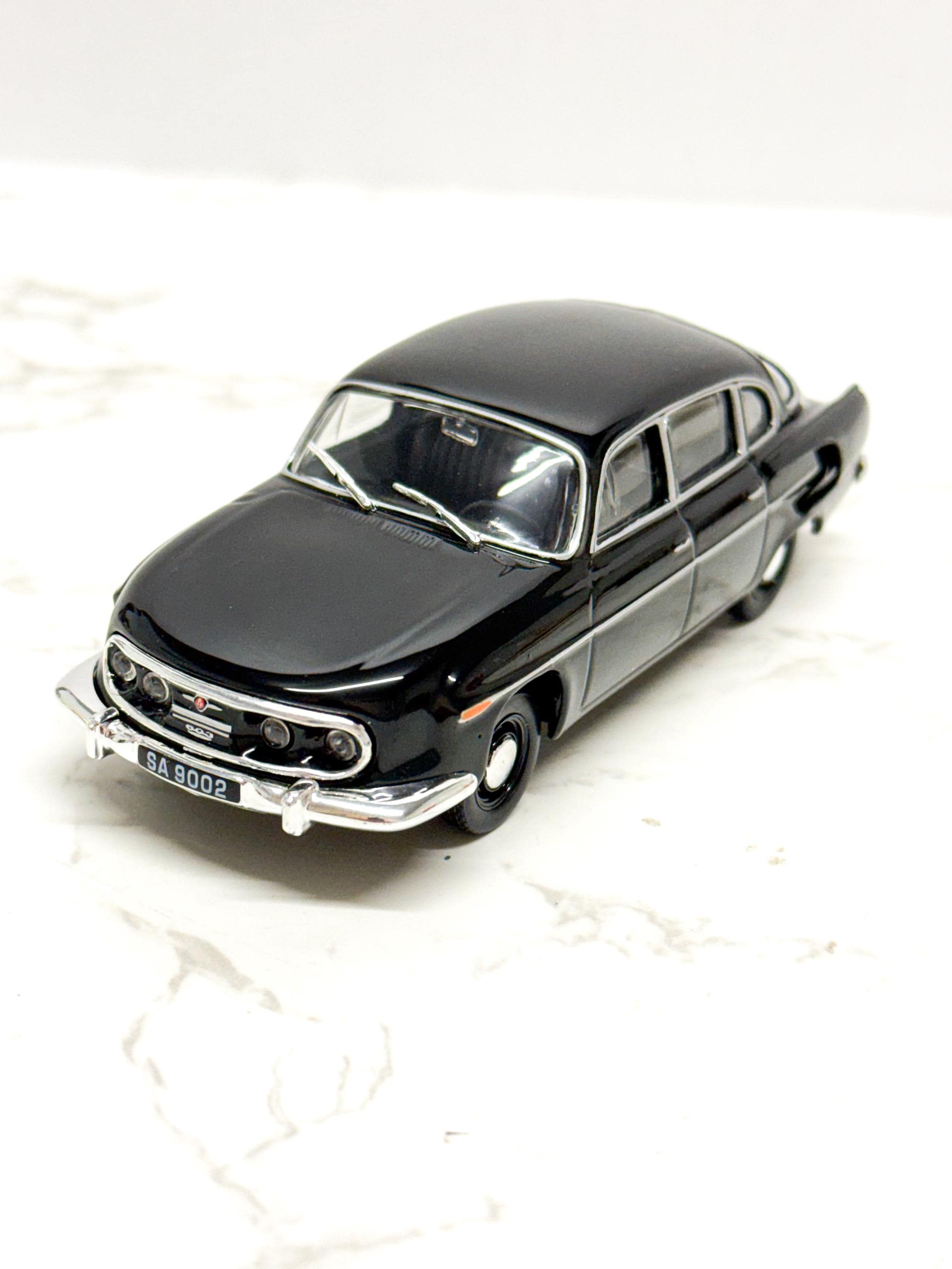 TATRA 1/43 タトラ T603 Tatra 603 , 1:43 Scale Model Car Black Diecast Classic Czech