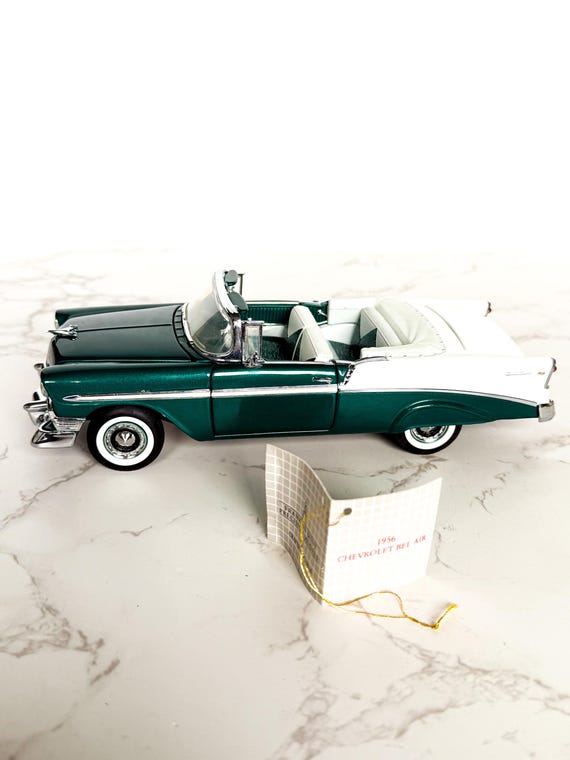 ダンバリーミント 1/24 1956 シボレー コルベット DANBURY MINT