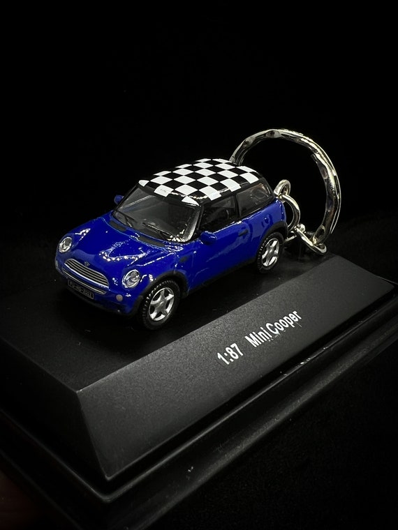 Mini Cooper,checkered flag  Car key ring- key hol… - image 9
