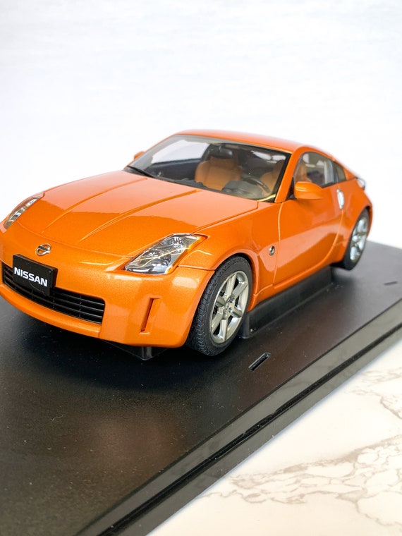 Extremely Rare Autoart 1:18 Scale Nissan 350Z Coupe 2002