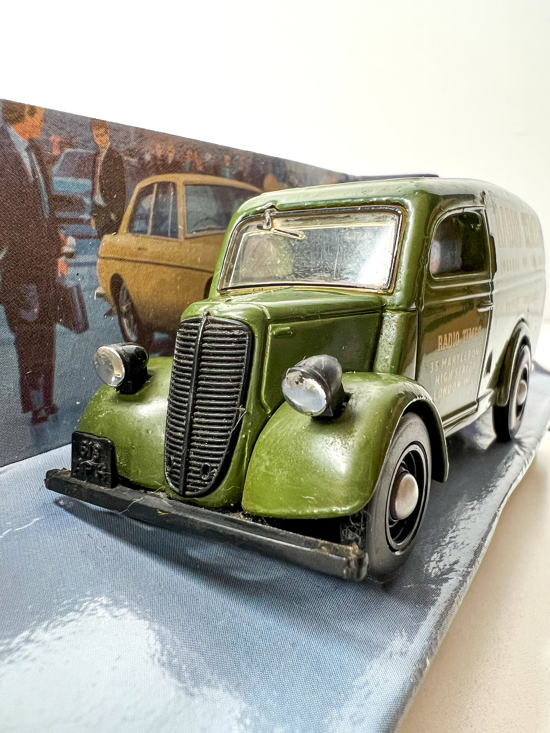 Vintage Dinky Ford E83W Van: 1950 Diecast Radio Times Model - Etsy