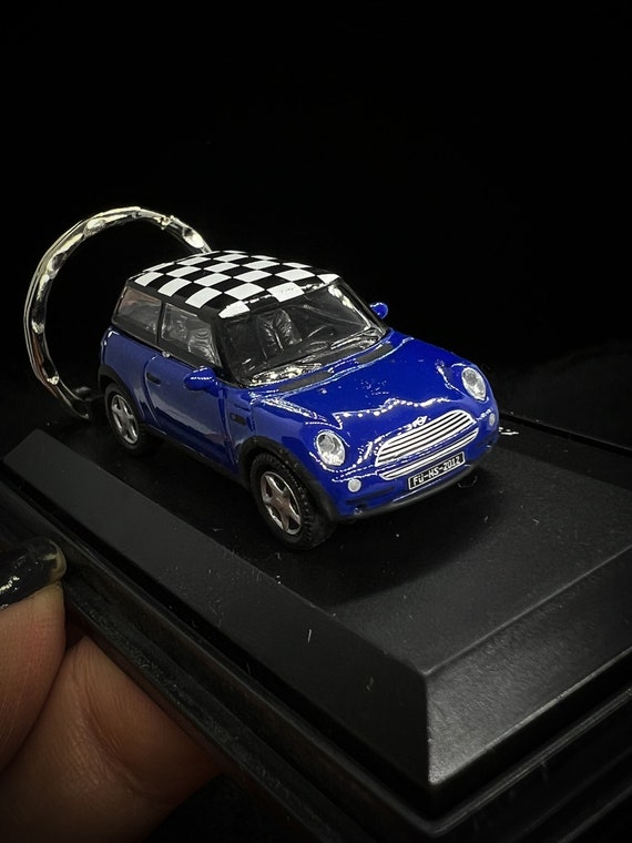 Mini Cooper,checkered flag  Car key ring- key hol… - image 10