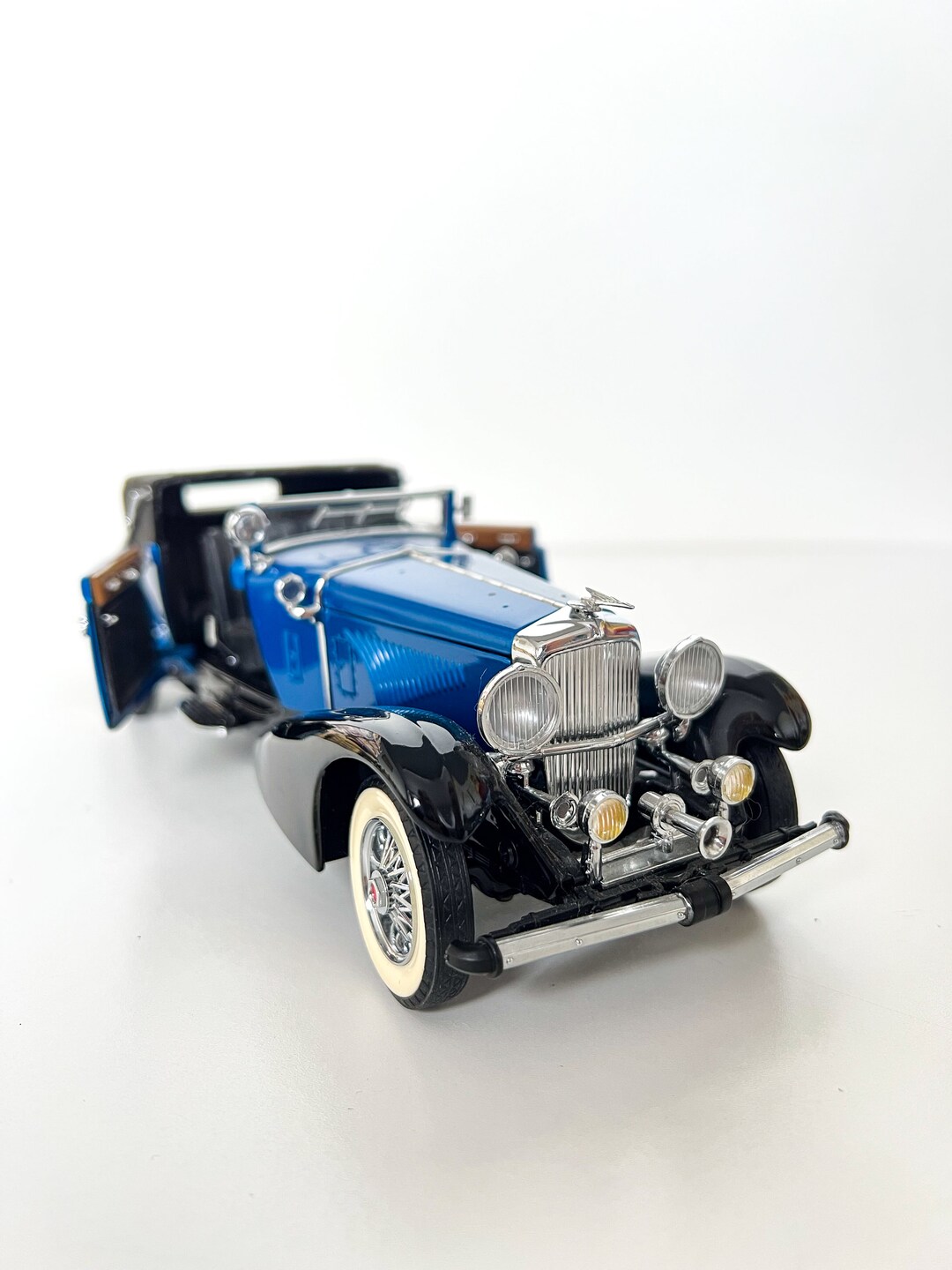 Franklin Mint 1:24 - Voiture De Sport Miniature -1933 Duesenberg Model J Victoria
