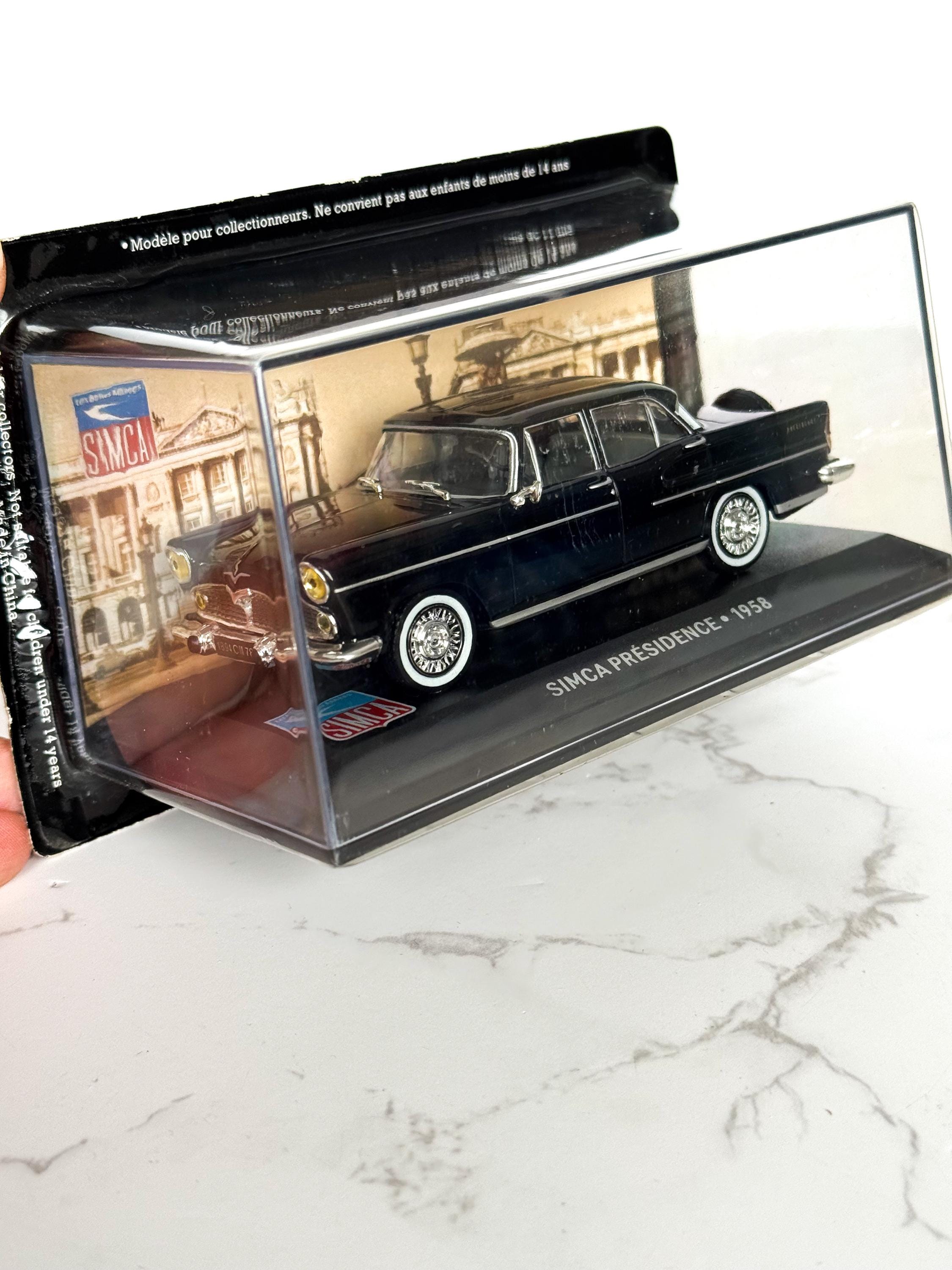Modèle Réduit Simca Présidentielle 1958 - Échelle 1/43 - Ixo - Boîte Plexi - Neuf