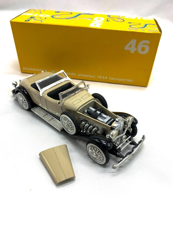 RIO 1934 Duesenberg SJ Torpedo Phaeton Diecast Model Car (1:43