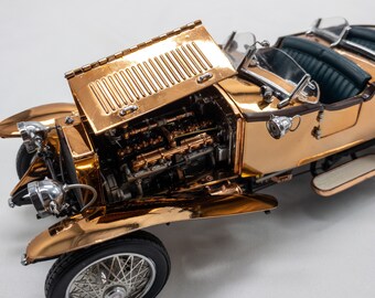 Franklin Mint 1921 Rolls Royce Silver Ghost, 1/24 Diecast Vehicle, with a copper body This